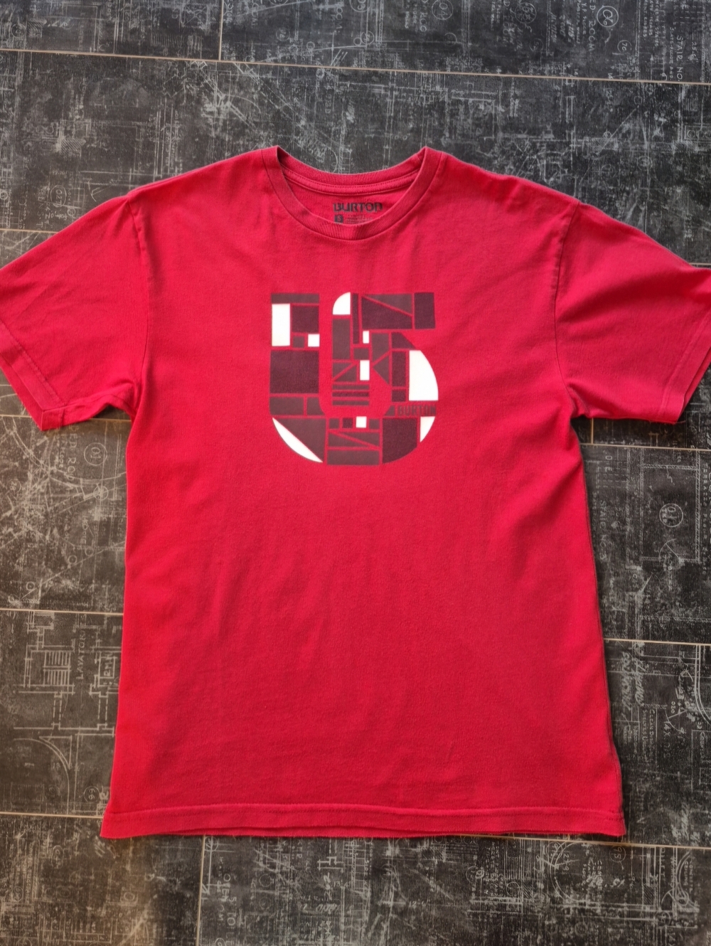 Burton Snowboards Logo Red T-Shirt Mens Small Y2K Grunge Skate Snow